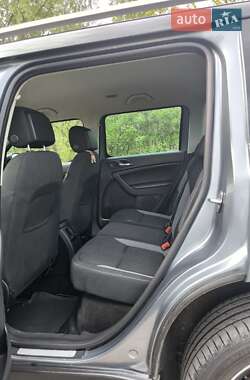Внедорожник / Кроссовер Skoda Yeti 2013 в 