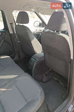 Внедорожник / Кроссовер Skoda Yeti 2012 в 