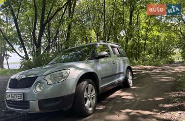 Внедорожник / Кроссовер Skoda Yeti 2012 в 