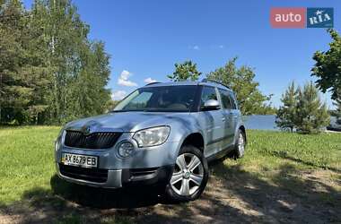 Внедорожник / Кроссовер Skoda Yeti 2012 в 
