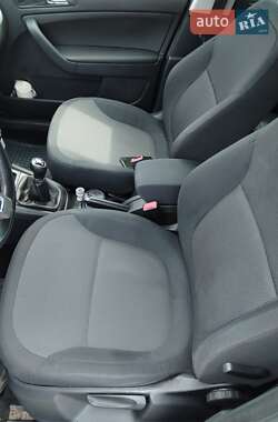 Внедорожник / Кроссовер Skoda Yeti 2014 в 
