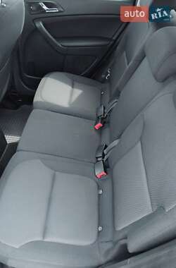 Внедорожник / Кроссовер Skoda Yeti 2014 в 