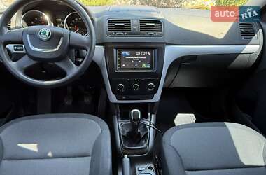 Внедорожник / Кроссовер Skoda Yeti 2012 в 