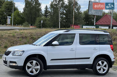Внедорожник / Кроссовер Skoda Yeti 2016 в 