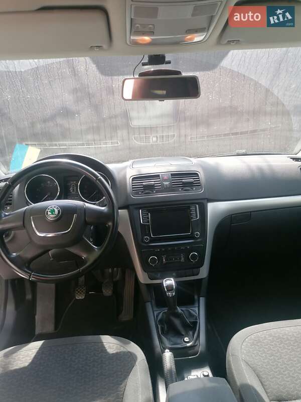 Внедорожник / Кроссовер Skoda Yeti 2011 в Киеве фото 14 Внедорожник / Кроссовер Skoda Yeti 2011 в Киеве