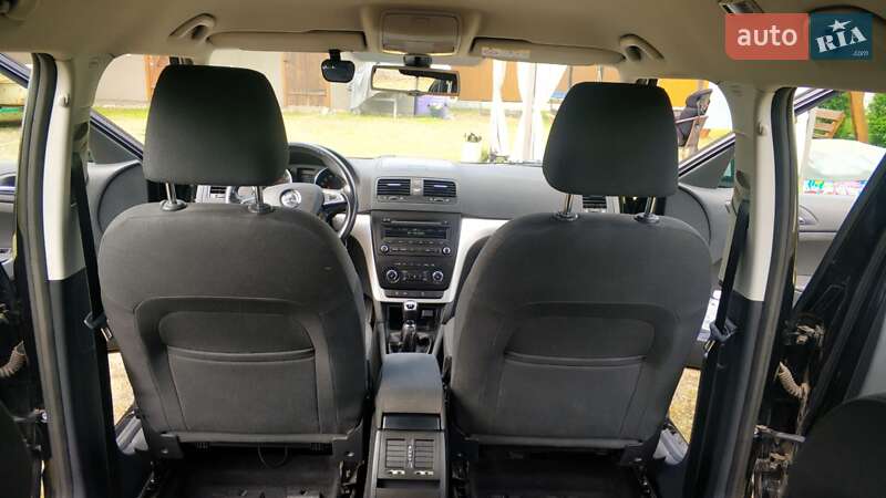 Внедорожник / Кроссовер Skoda Yeti 2014 в Бородянке