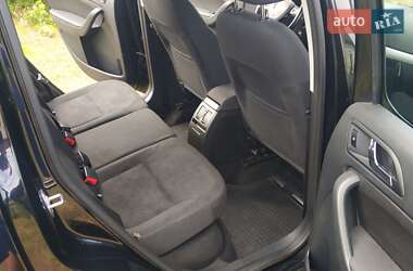 Внедорожник / Кроссовер Skoda Yeti 2014 в 