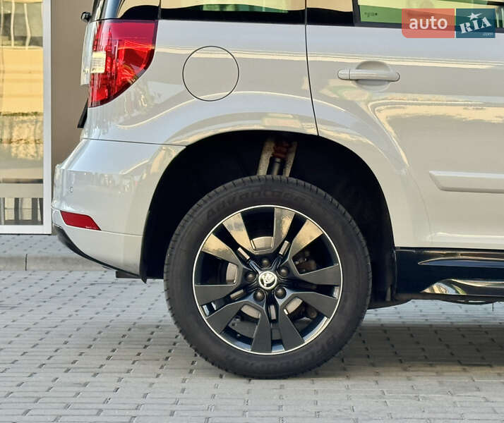 Внедорожник / Кроссовер Skoda Yeti 2015 в Житомире