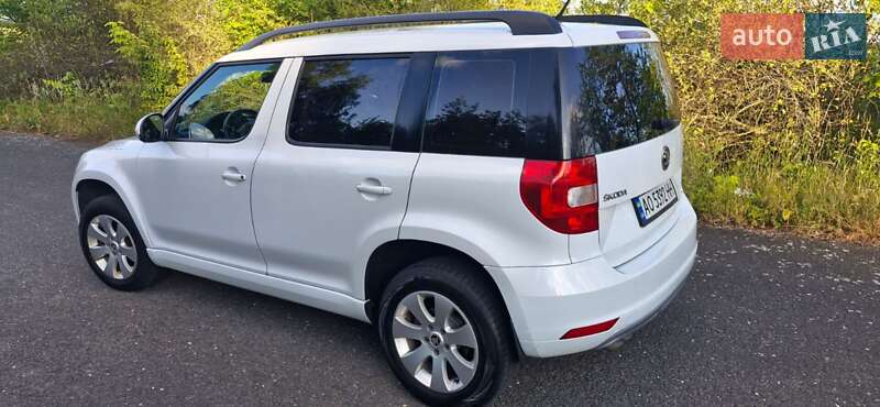 Позашляховик / Кросовер Skoda Yeti 2014 в Калинах
