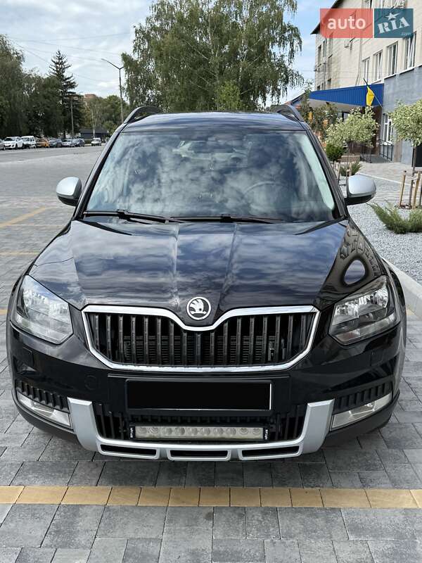 Внедорожник / Кроссовер Skoda Yeti 2014 в Звягеле