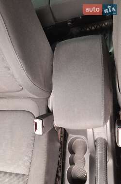 Внедорожник / Кроссовер Skoda Yeti 2009 в 