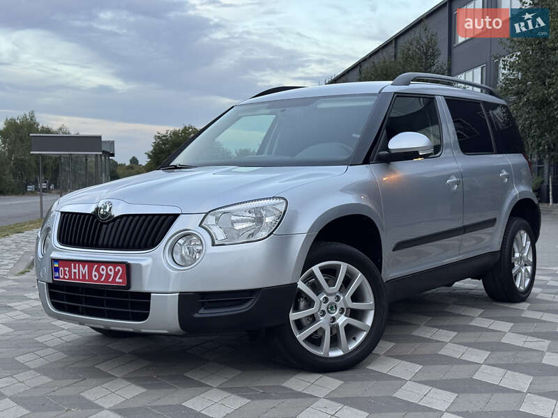 Внедорожник / Кроссовер Skoda Yeti 2010 в 