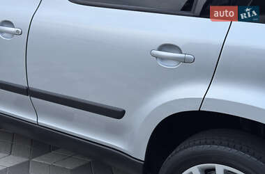 Внедорожник / Кроссовер Skoda Yeti 2010 в 