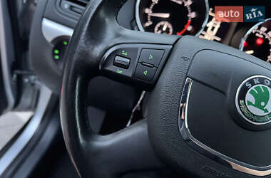 Внедорожник / Кроссовер Skoda Yeti 2010 в 