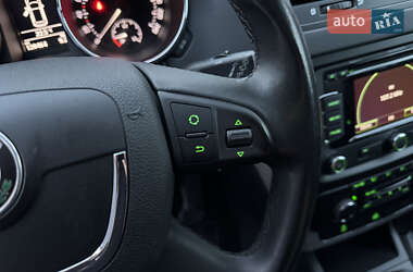 Внедорожник / Кроссовер Skoda Yeti 2010 в 