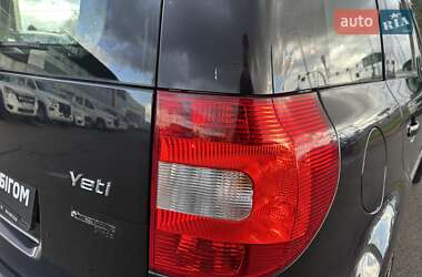 Позашляховик / Кросовер Skoda Yeti 2009 в 