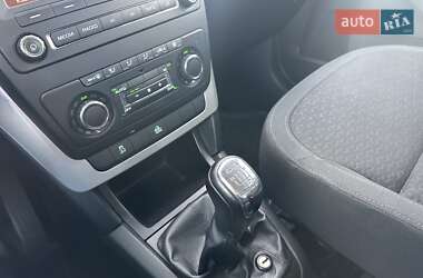 Позашляховик / Кросовер Skoda Yeti 2009 в 
