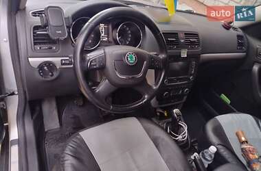Внедорожник / Кроссовер Skoda Yeti 2011 в 
