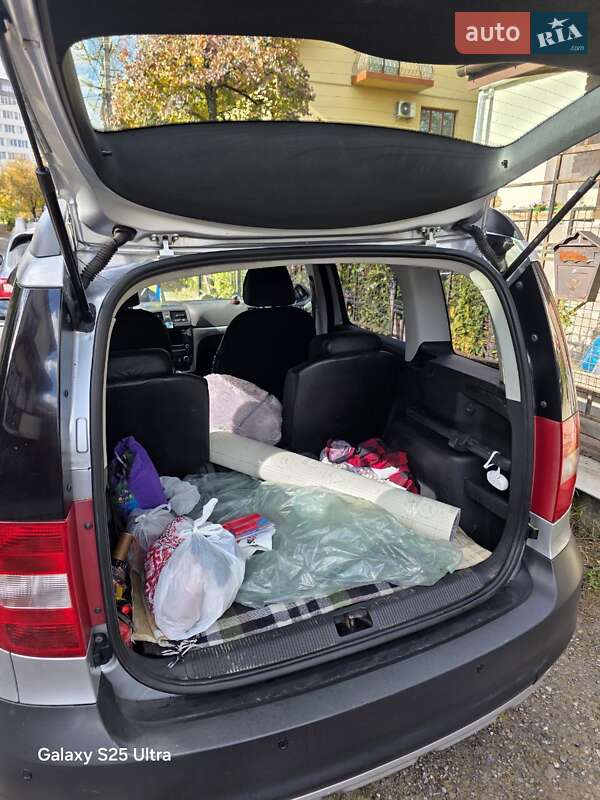 Позашляховик / Кросовер Skoda Yeti 2011 в Львові фото 12 Позашляховик / Кросовер Skoda Yeti 2011 в Львові