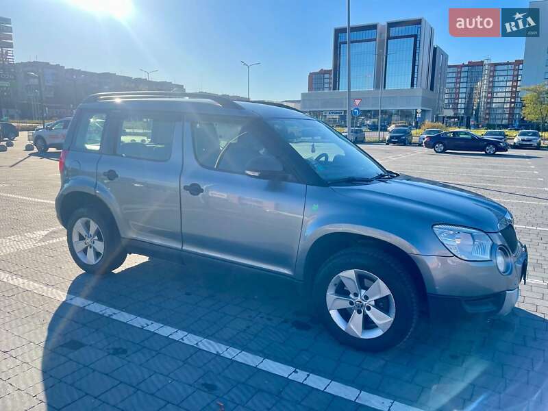 Внедорожник / Кроссовер Skoda Yeti 2012 в Львове