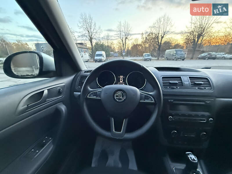 Внедорожник / Кроссовер Skoda Yeti 2014 в Луцке фото 11 Внедорожник / Кроссовер Skoda Yeti 2014 в Луцке