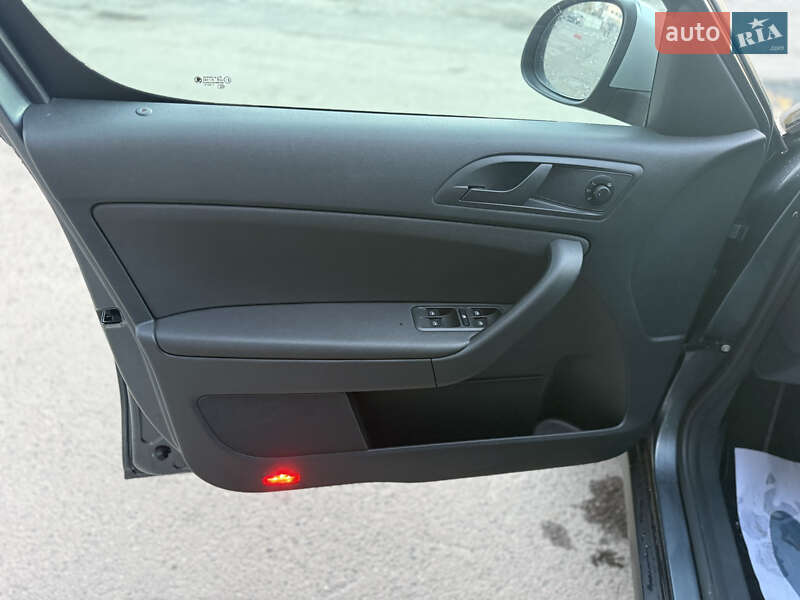 Внедорожник / Кроссовер Skoda Yeti 2014 в Луцке фото 16 Внедорожник / Кроссовер Skoda Yeti 2014 в Луцке