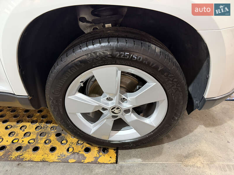 Внедорожник / Кроссовер Skoda Yeti 2014 в Ровно фото 12 Внедорожник / Кроссовер Skoda Yeti 2014 в Ровно