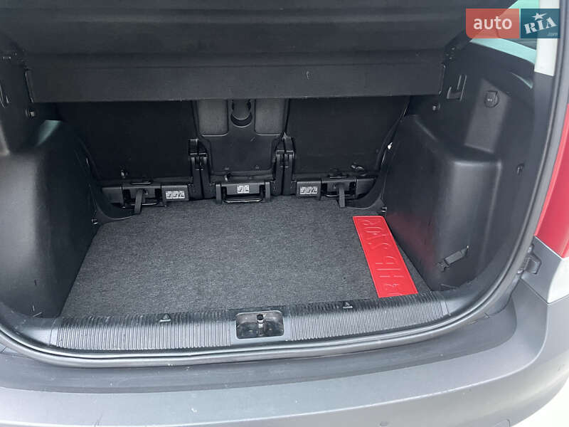 Внедорожник / Кроссовер Skoda Yeti 2011 в Луцке