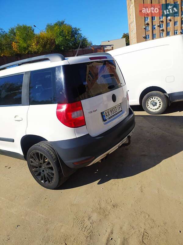 Внедорожник / Кроссовер Skoda Yeti 2012 в Харькове