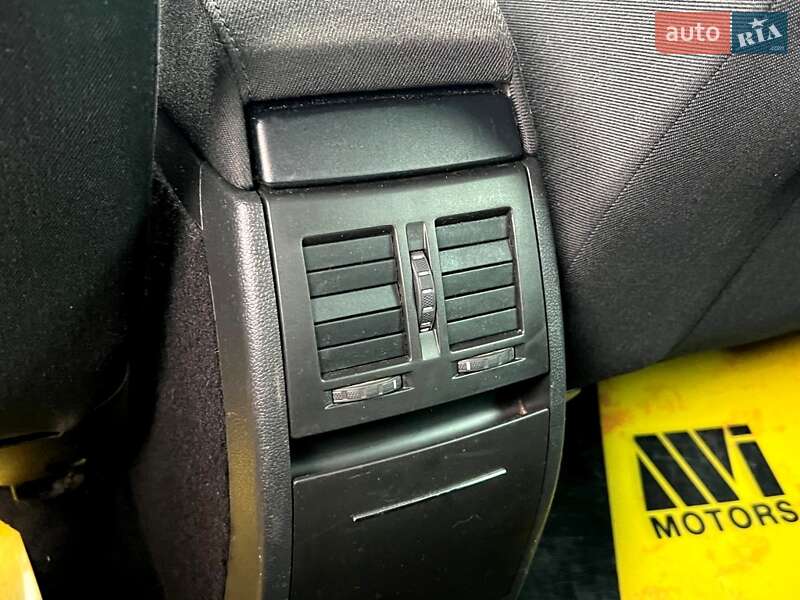 Позашляховик / Кросовер Skoda Yeti 2012 в Києві фото 44 Позашляховик / Кросовер Skoda Yeti 2012 в Києві