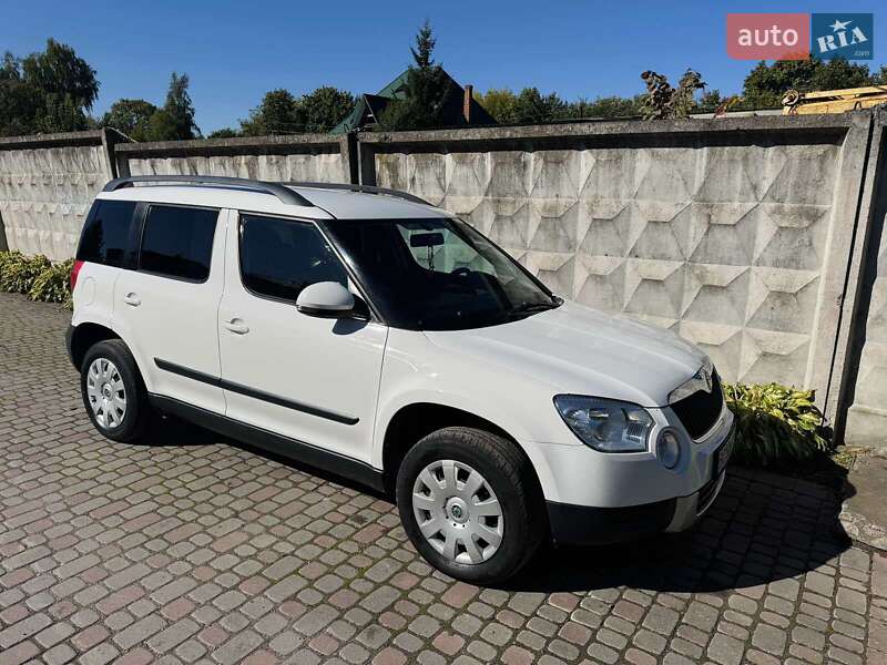Позашляховик / Кросовер Skoda Yeti 2013 в Львові