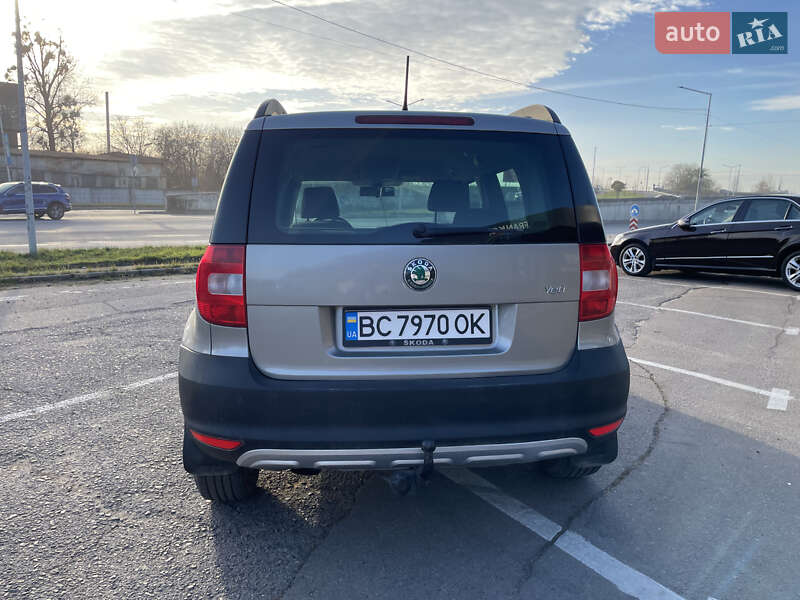 Позашляховик / Кросовер Skoda Yeti 2010 в Львові