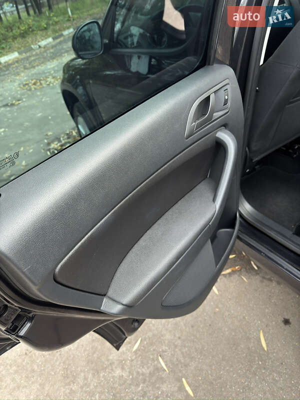 Позашляховик / Кросовер Skoda Yeti 2014 в Сумах фото 33 Позашляховик / Кросовер Skoda Yeti 2014 в Сумах