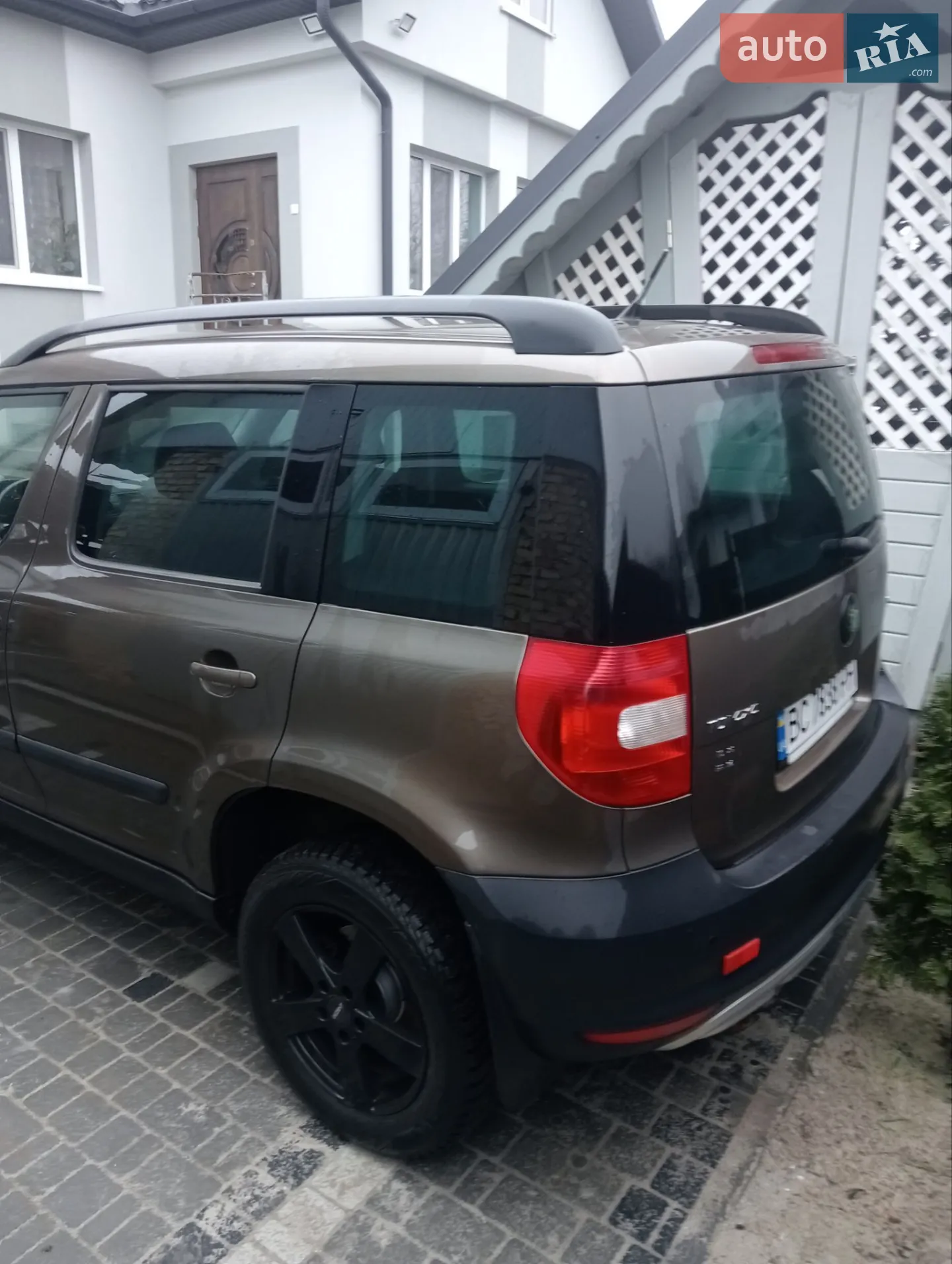 2011 Skoda Yeti - мініатюра 2