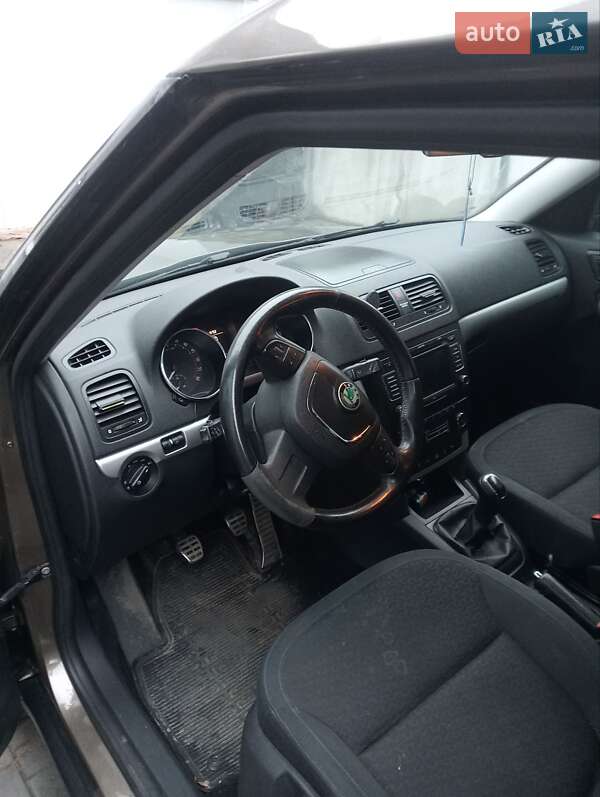 Внедорожник / Кроссовер Skoda Yeti 2011 в Львове