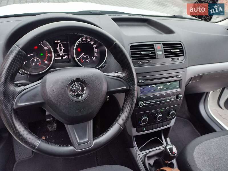 Внедорожник / Кроссовер Skoda Yeti 2014 в Луцке