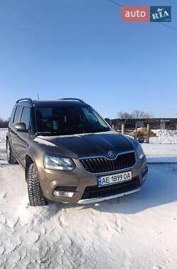 Внедорожник / Кроссовер Skoda Yeti 2015 в Кривом Роге