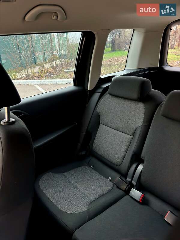 Внедорожник / Кроссовер Skoda Yeti 2014 в Киеве