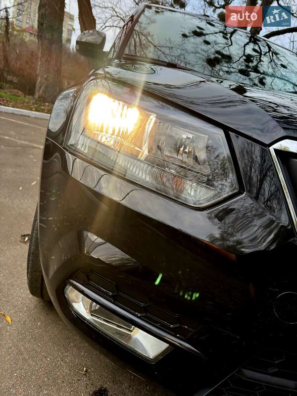 Внедорожник / Кроссовер Skoda Yeti 2014 в Киеве