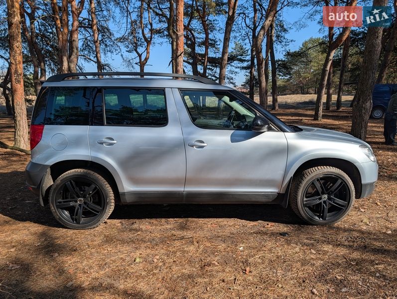 Внедорожник / Кроссовер Skoda Yeti 2012 в Днепре фото 15 Внедорожник / Кроссовер Skoda Yeti 2012 в Днепре