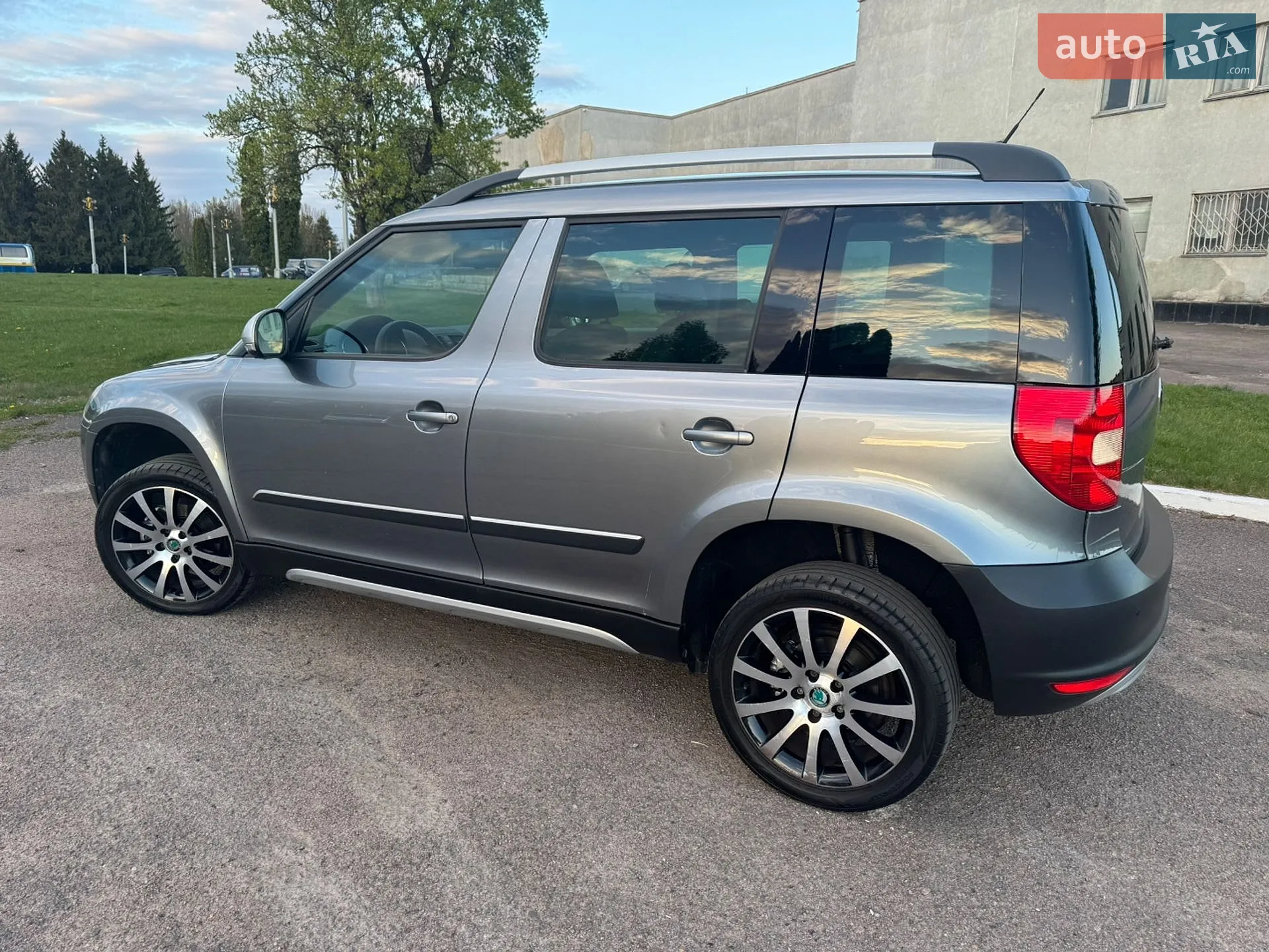2011 Skoda Yeti - мініатюра 13