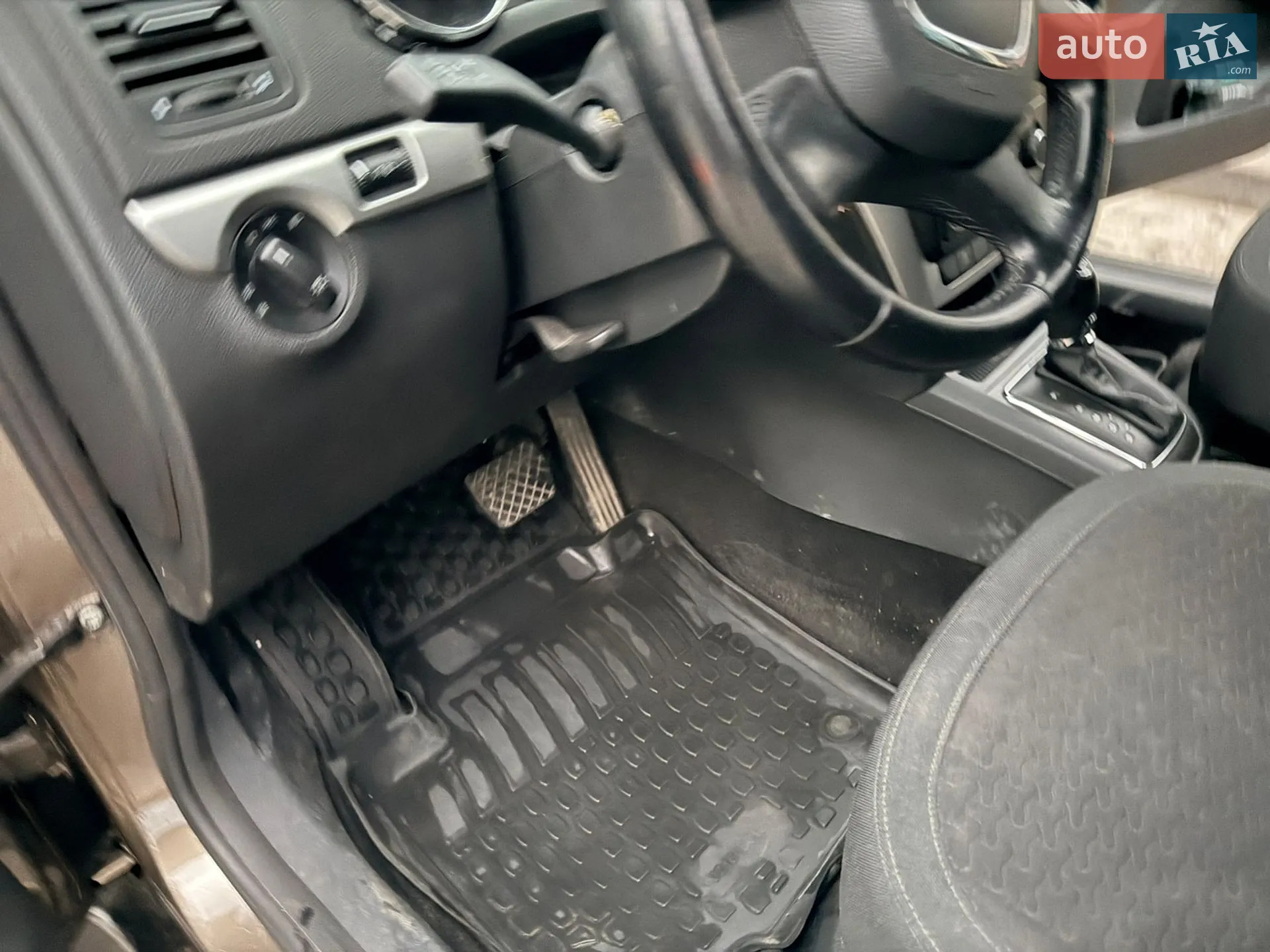2013 Skoda Yeti - мініатюра 14