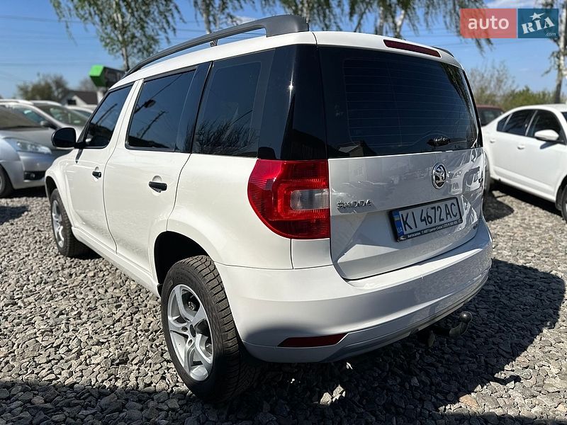 Внедорожник / Кроссовер Skoda Yeti 2015 в Смеле