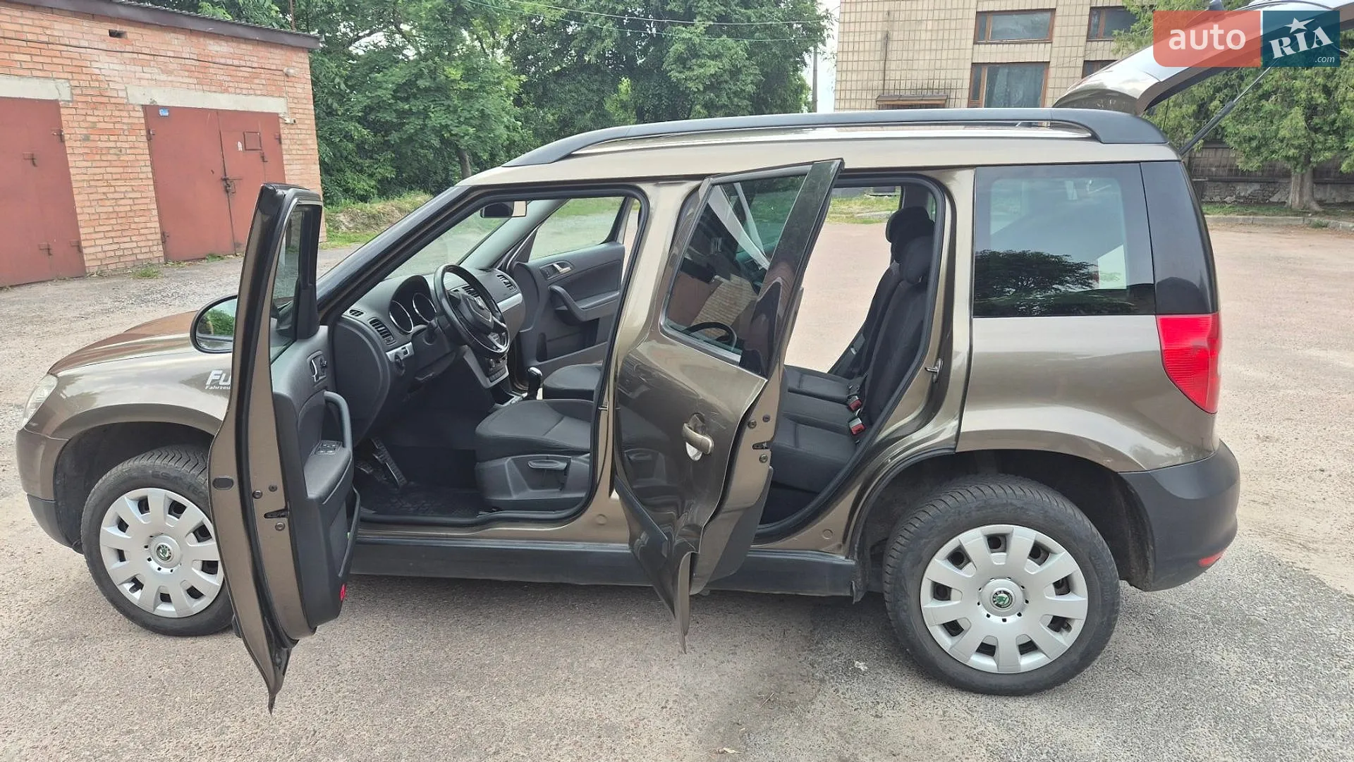 2010 Skoda Yeti - мініатюра 9