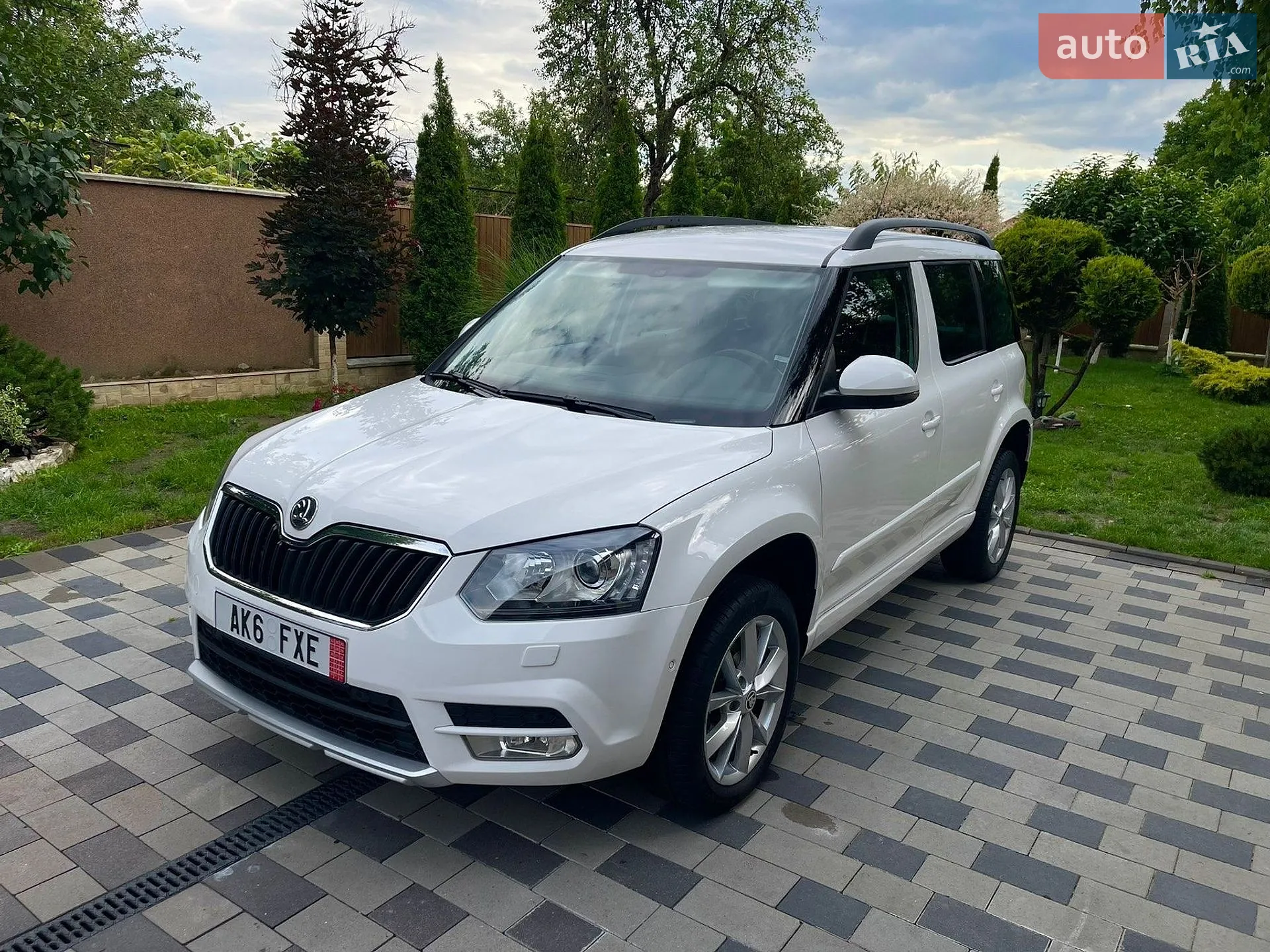 2014 Skoda Yeti - мініатюра 2
