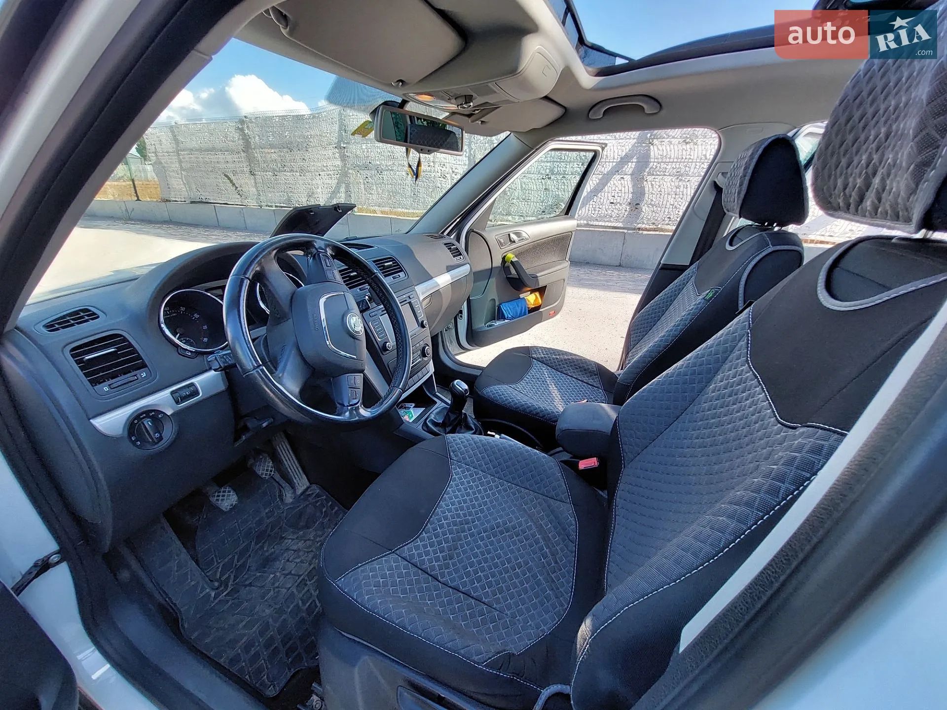 2012 Skoda Yeti - мініатюра 21