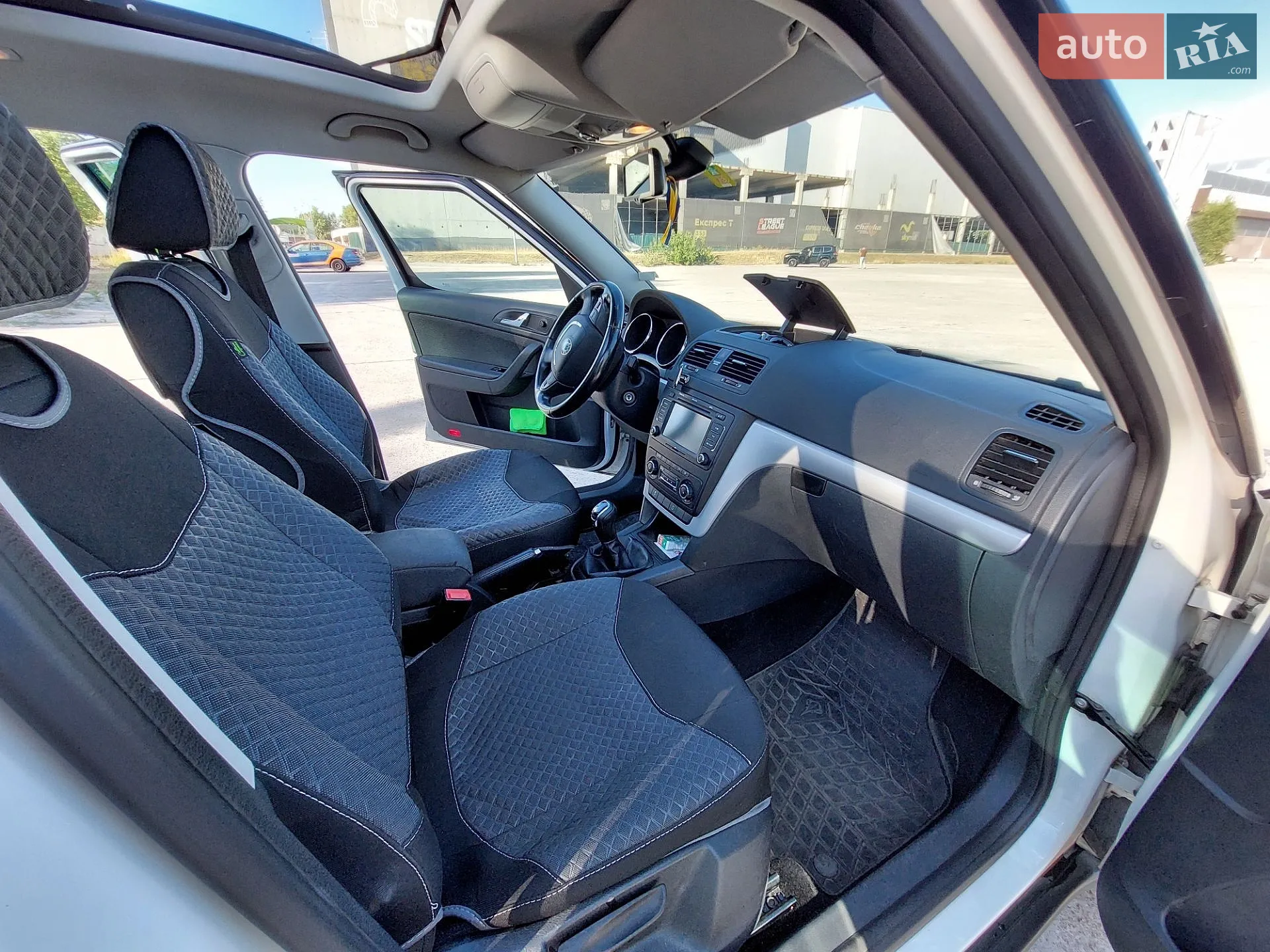 2012 Skoda Yeti - мініатюра 28