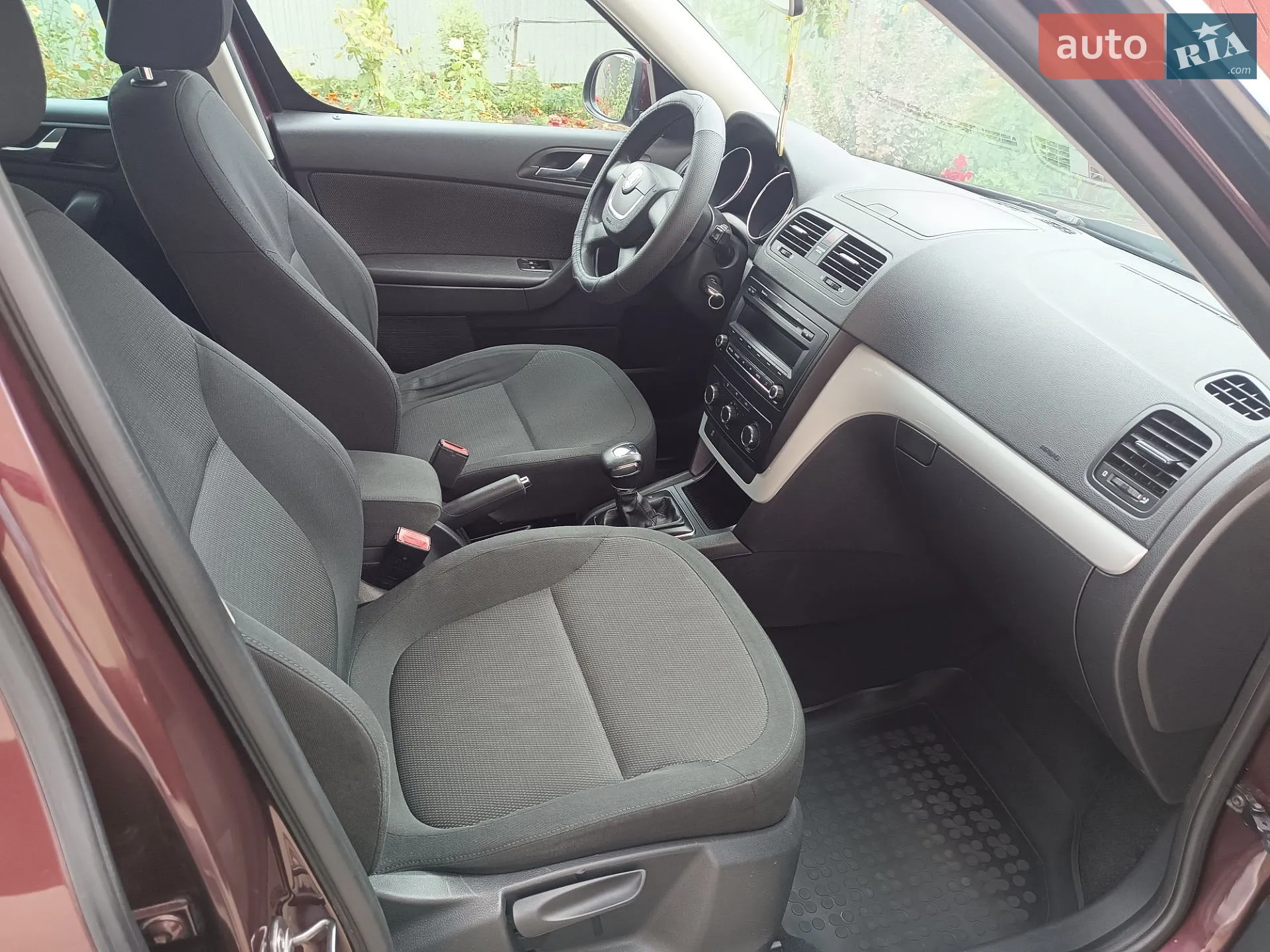 2010 Skoda Yeti - мініатюра 9