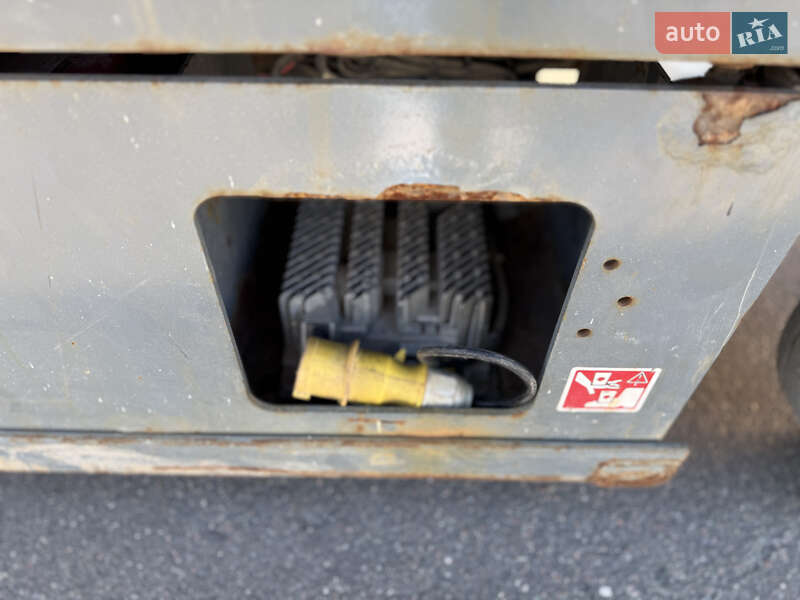 Ножничный подъемник Skyjack SJ 2020 в Киеве