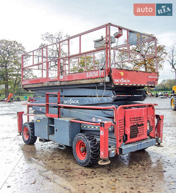 Ножичний підйомник Skyjack SJ 2016 в Житомирі